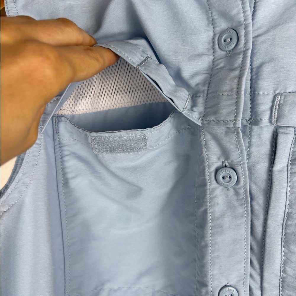LL Bean Women's M Vented Button Up Light Blue Hiking Fishing Tank Shirt Nylon - Picture 5 of 10